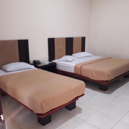 Surya Hotel & Resort Baturraden Exterior photo