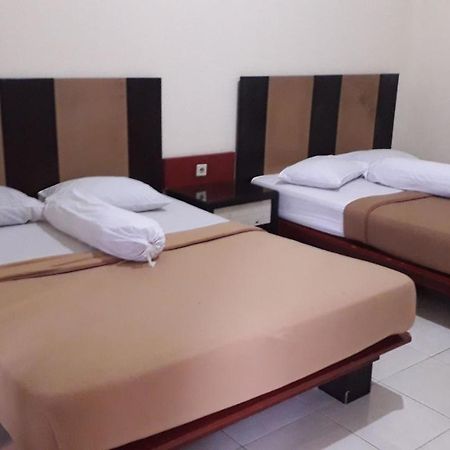 Surya Hotel & Resort Baturraden Exterior photo